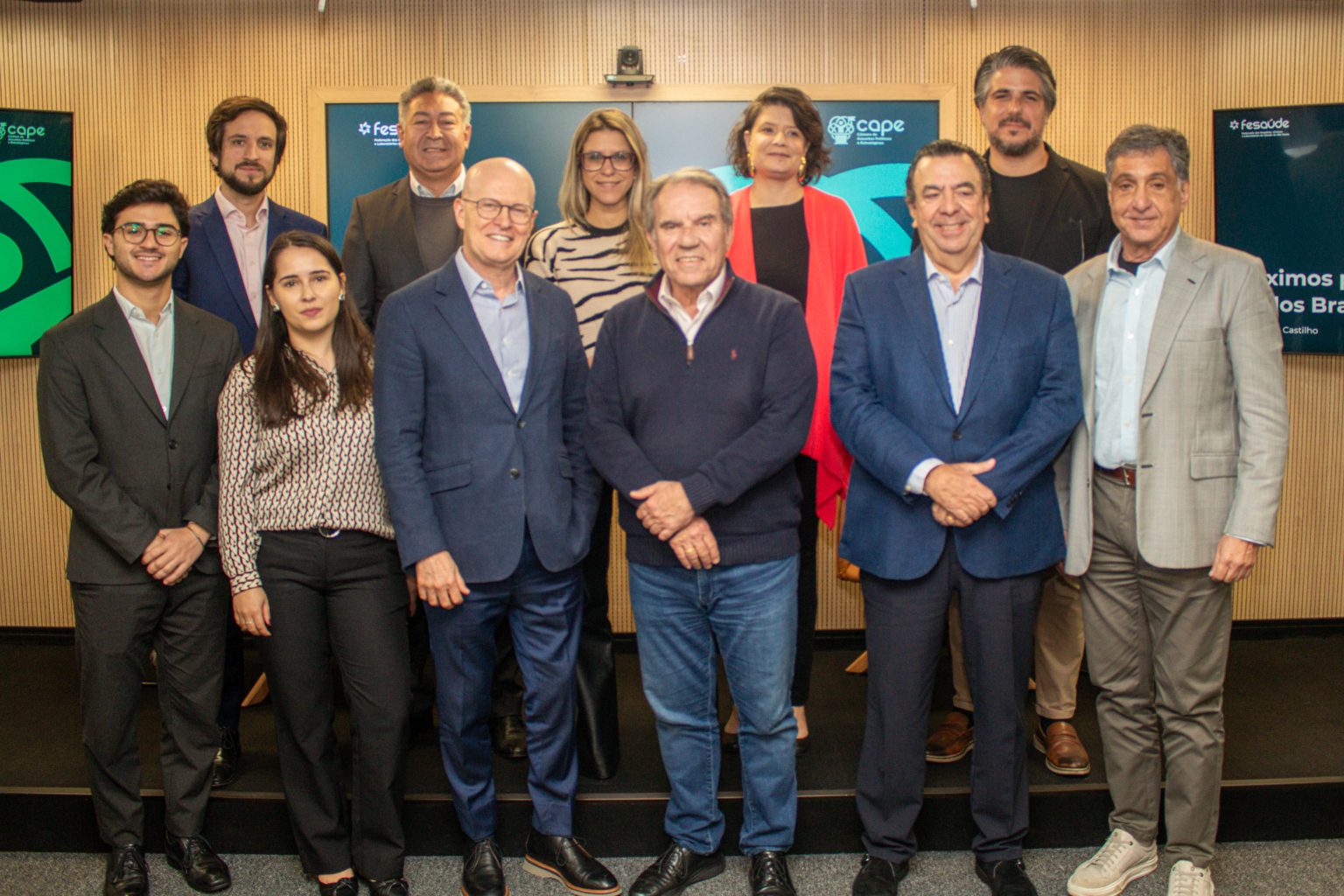 CAPE discute nova lei de pesquisa clínica e filiação da FESAÚDE ao IUB